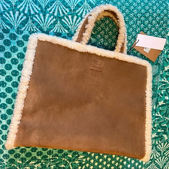 SOLD Ugg x Telfar Medium Chestnut Bag - Picture 3 of 10